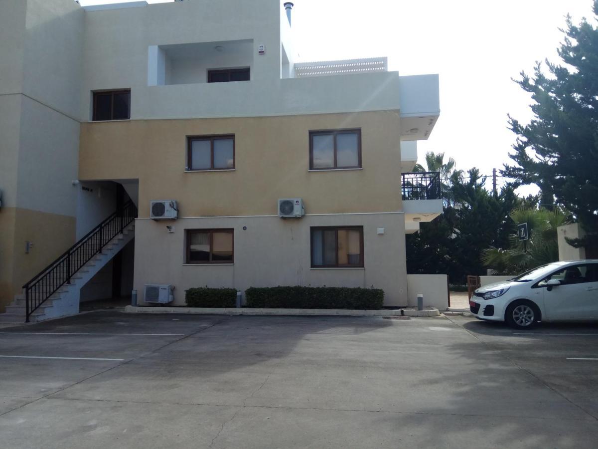 Brenner Holiday Apartments Paphos Exterior photo